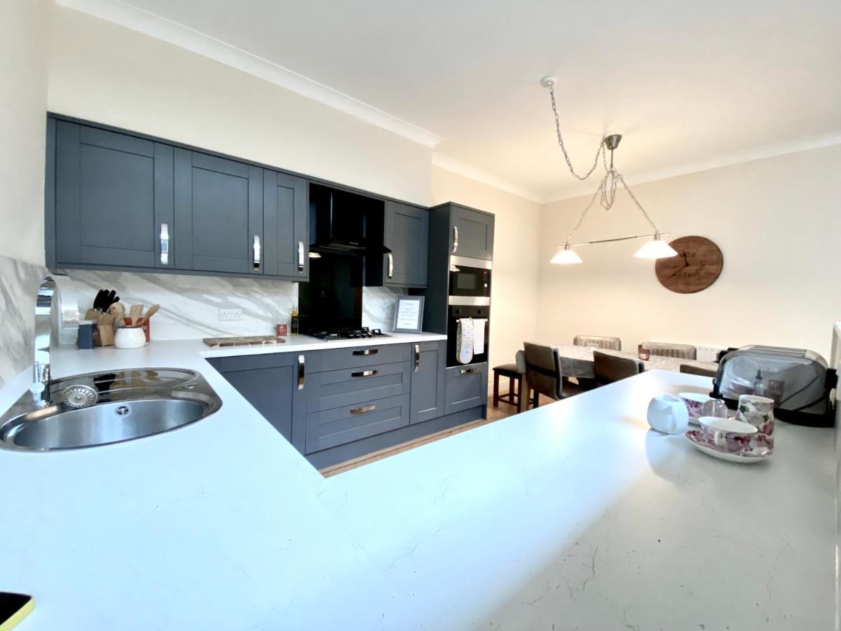 Serviced Accommodation Moray Lesmurdie House, Elgin - Free Parking, Free Wifi Exterior photo