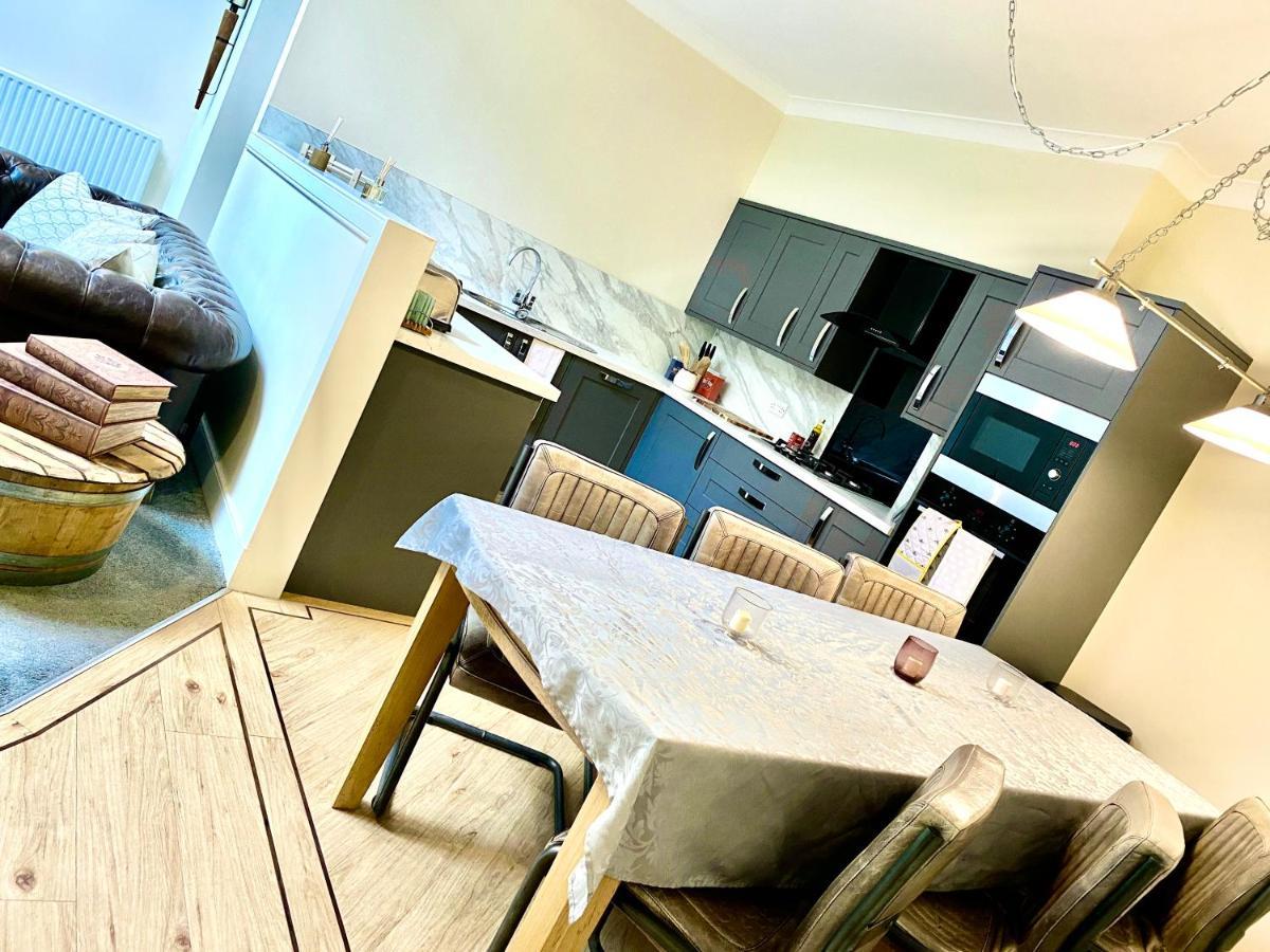 Serviced Accommodation Moray Lesmurdie House, Elgin - Free Parking, Free Wifi Exterior photo