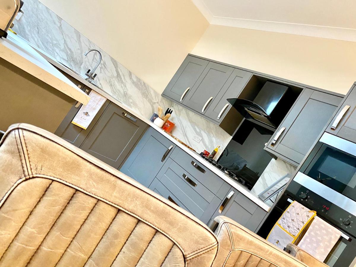 Serviced Accommodation Moray Lesmurdie House, Elgin - Free Parking, Free Wifi Exterior photo