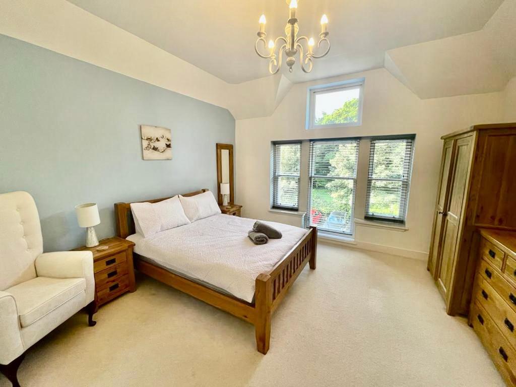 Serviced Accommodation Moray Lesmurdie House, Elgin - Free Parking, Free Wifi Exterior photo